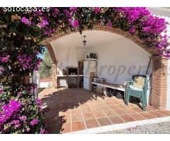 villa en Alquilar en Archez