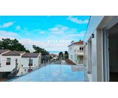 villa en Venta en Llanca