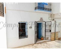casa adosada en Venta en Cómpeta