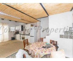 casa adosada en Venta en Cómpeta