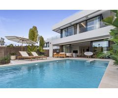 villa en Venta en Estepona