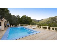 villa en Venta en Costa d apos;En Blanes. XPNT-T3920
