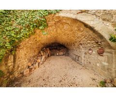 Masía restaurada con piscina, jardines y campos en Corçà, Girona. EGYB-T535