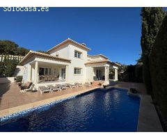 villa en Venta en Benissa. LKPI-T1344