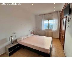 casa en Venta en Santa Cristina d apos;Aro. FHOQ-T1378
