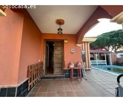 villa en Venta en Chiclana De La Frontera. XSBL-T215