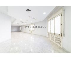Piso exterior en venta a reformar y segregable en Chamberí, Madrid. EGYB-T563