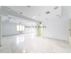 Piso exterior en venta a reformar y segregable en Chamberí, Madrid. EGYB-T563