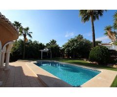 Maravilloso chalet con piscina privada en Calpe.. MPQJ-T3052