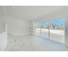 villa en Venta en Adeje. UEBZ-T1339