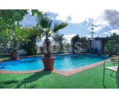 ? ? Villa en venta, Villa, Oroteanda, Tenerife, 5 Dormitorios, 460 m², 1.190.000 € ?. XPKP-T2650