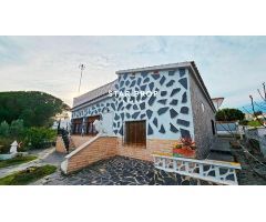 villa en Venta en Roses. YUBI-T246