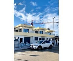 Amplias Villas Adosadas. LTKB-T147