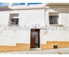 casa adosada en Venta en Torrox. RLJO-T6382