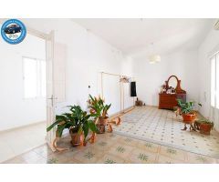 villa en Venta en Chiclana De La Frontera. XSBL-T224