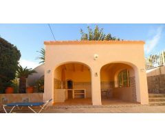 Chalet independiente con vistas al mar cerca de los servicios. MPQJ-T3062