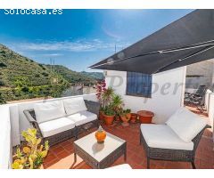 casa adosada en Venta en Torrox. RLJO-T6386
