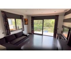 casa en Venta en Castell-Platja d apos;Aro. FHOQ-T1387
