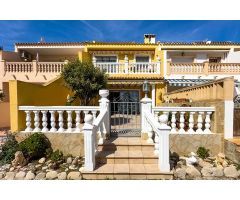 Bonito bungalow con vistas al mar a tan solo 150 metros de la playa, Calpe.. MPQJ-T3063