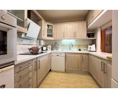 Bonito bungalow con vistas al mar a tan solo 150 metros de la playa, Calpe.. MPQJ-T3063