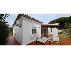 villa en Venta en Chiclana De La Frontera. XSBL-T231