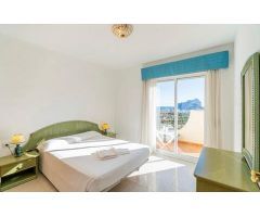 Maravilloso Bungalow de 2 Dormitorios. Vistas panorámicas al mar y al Peñón de Ifach. MPQJ-T3066