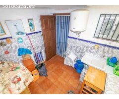 casa adosada en Alquilar en Torrox. RLJO-T6395