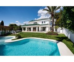 villa en Venta en Marbella. LEPV-T4243