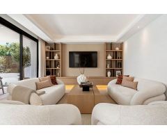 villa en Venta en Marbella. LEPV-T4243