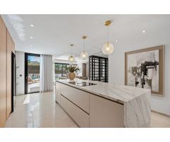 villa en Venta en Marbella. LEPV-T4243
