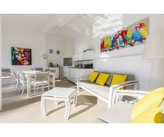 villa en Venta en Benahavis. LEPV-T4244