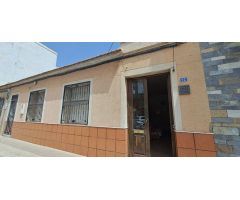 villa en Venta en Los Montesinos. ETRV-T1037