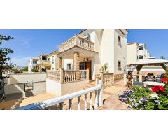 villa en Venta en Orihuela Costa. ETRV-T1162