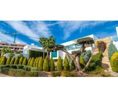 villa en Venta en Las Colinas Golf. ETRV-T1216