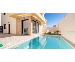 villa en Venta en Los Montesinos. ETRV-T1266