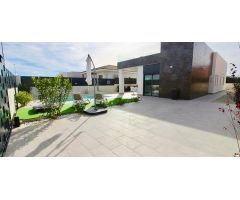 villa en Venta en Pinoso. ETRV-T1276