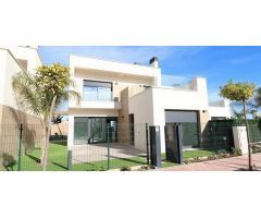 villa en Venta en Los Alcazares. ETRV-T1439