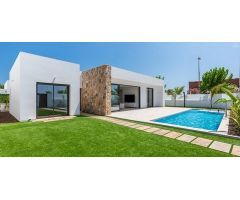 villa en Venta en Los Alcazares. ETRV-T258