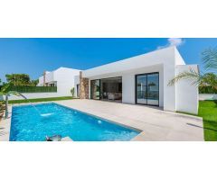 villa en Venta en Los Alcazares. ETRV-T258