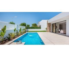 villa en Venta en Los Alcazares. ETRV-T258