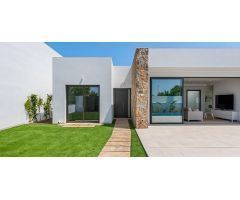 villa en Venta en Los Alcazares. ETRV-T258