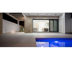 villa en Venta en San Miguel De Salinas. ETRV-T318