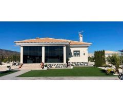 villa en Venta en Pinoso. ETRV-T385