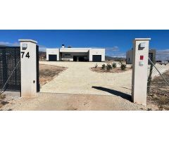 villa en Venta en Pinoso. ETRV-T387
