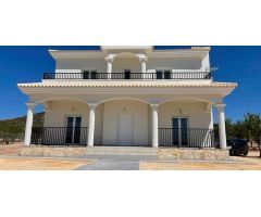 villa en Venta en Pinoso. ETRV-T393