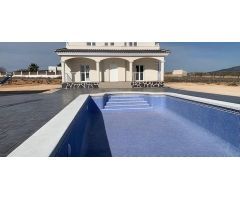 villa en Venta en Pinoso. ETRV-T393