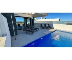 villa en Venta en Ciudad Quesada. ETRV-T399