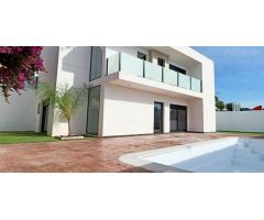 villa en Venta en Fortuna. ETRV-T53
