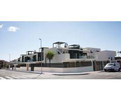 villa en Venta en Los Montesinos. ETRV-T559