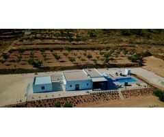 villa en Venta en Hondon De Las Nieves. ETRV-T621